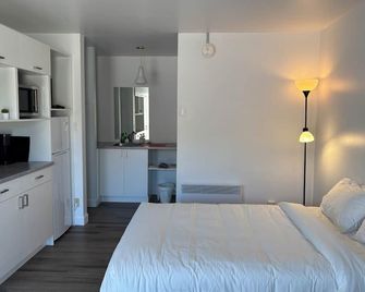 Hébergements Aslc Baie-Comeau - Baie-Comeau - Ložnice