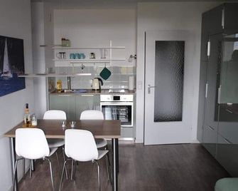 Ferienwohnung Homeyer - Kiel - Kjøkken