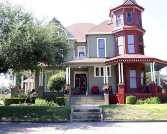 Angel's Nest - Weatherford - Edificio