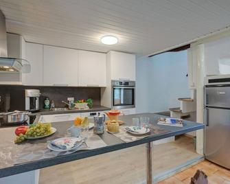 Rustic Mountain Brissago 1 - Brissago - Kitchen