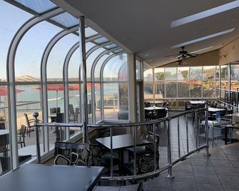 Dockside Suites - Digby - Restaurant