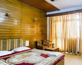 Goroomgo Radha Continental Near Mall Road Nainital - Nainital - Quarto