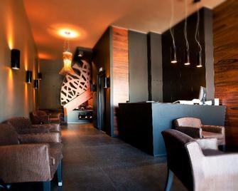 L'Hôtel - Nantes - Front desk