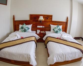 Kampong Thom Village Hotel - Kampong Thom - Habitación