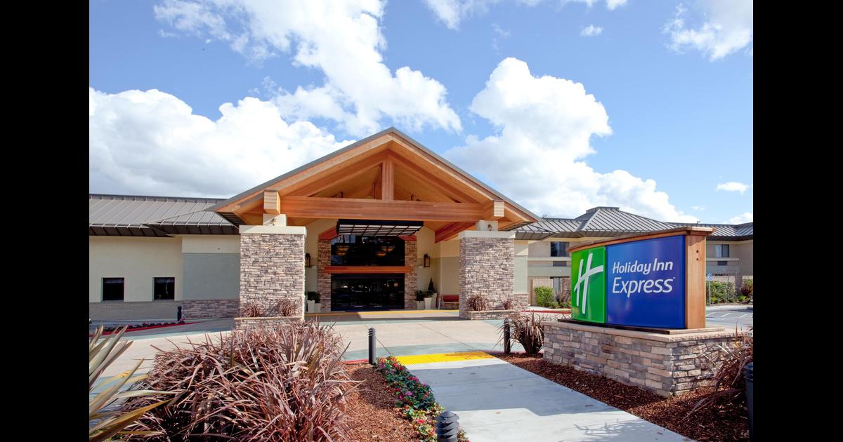 Holiday Inn Express Walnut Creek 114 (̶2̶4̶9̶). Walnut Creek Hotel