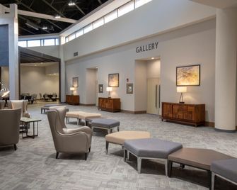 Holiday Inn Orlando-International Airport By IHG - Orlando - Lounge