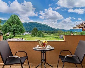 Super Apartment Ogulin - Ogulin - Balcony