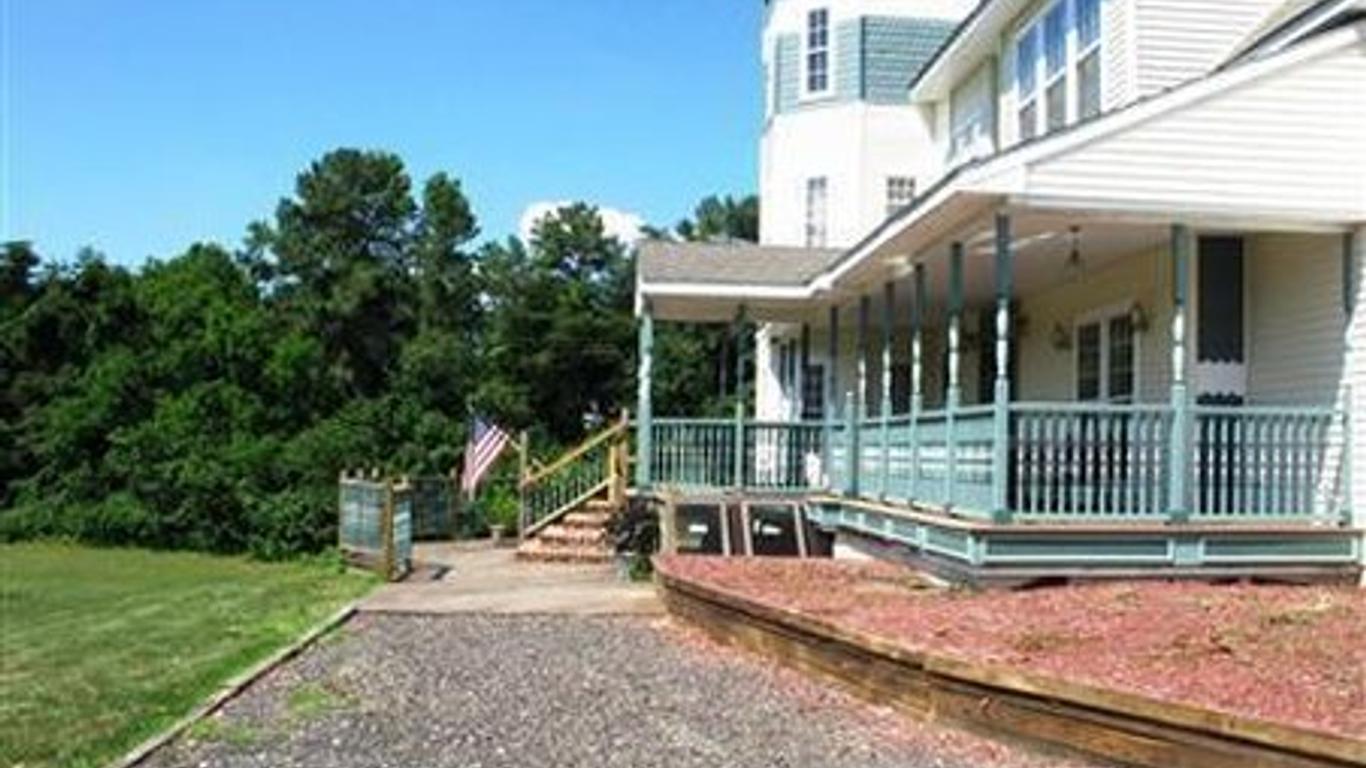 The Victorian Candle Bed & Breakfast