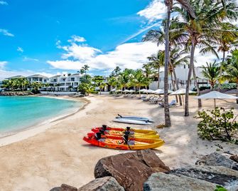 Hodges Bay Resort & Spa, an HQ Luxury Resort & Residences - Saint John's - Strand