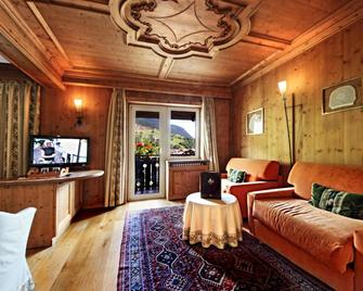 Hotel Baita Dei Pini - Bormio - Stue