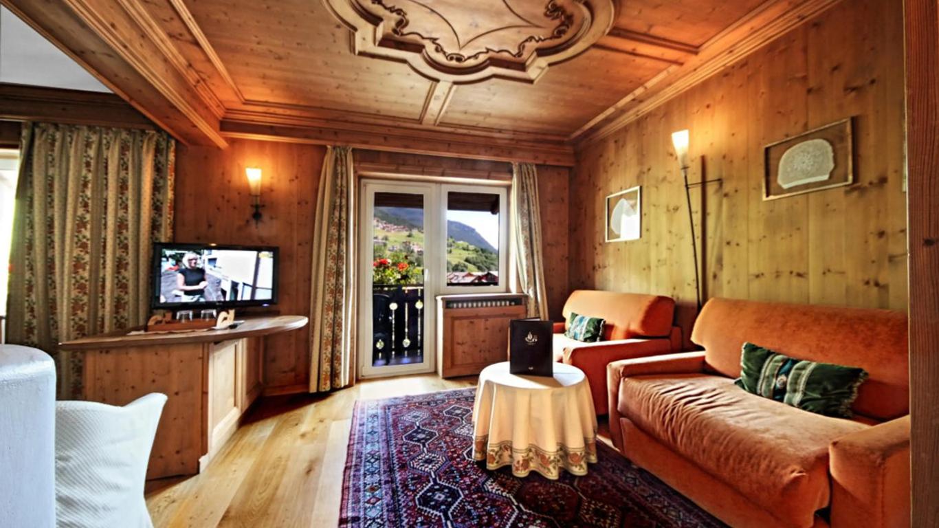 Hotel Baita Dei Pini