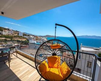 Apart-Hotel Lili2 - Sarandë - Balcon
