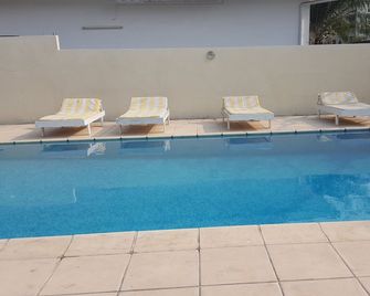 Residence Saint-Jacques Centre Ville Pointe Noire - Pointe Noire - Pool