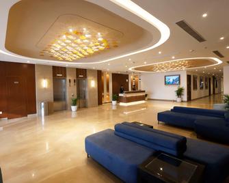 Tulip Inn Zirakpur - Zerakpur - Lobby