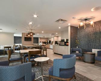 Fairfield Inn & Suites Charlotte Arrowood - Charlotte - Restaurante