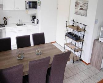 Amazing holiday home with garden - Breskens - Essbereich