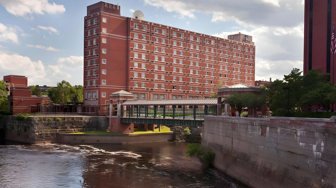 Umass Lowell Inn & Conference Center