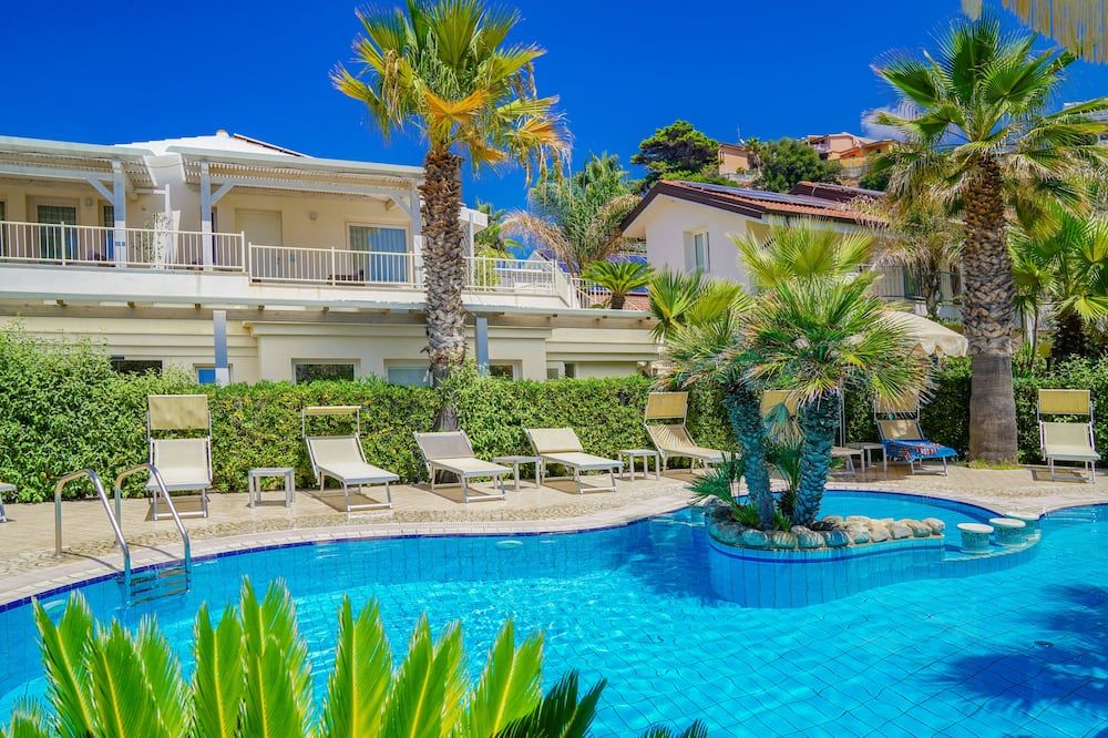 Baia del Godano Resort & Spa - Ricadi - Pool