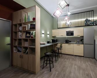 4ucapsulehotel - San Petersburgo - Cocina