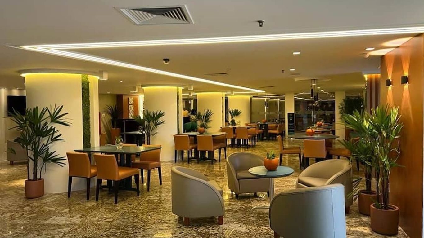 Oasis Imperial & Fortaleza