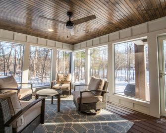 Grand View Lodge - Nisswa - Balcón