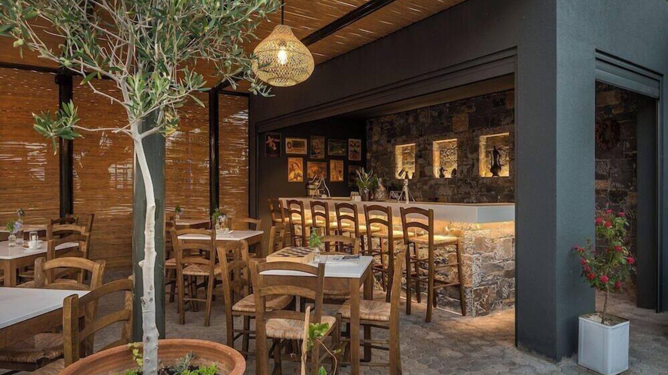 أرميندا هوتل آند سبا