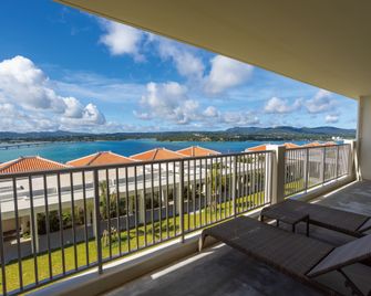 Private Condo Kourijima by Coldio Smart Resort - Nakijin - Balkon