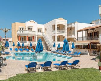 Artemis Apartments - La Canée - Piscine