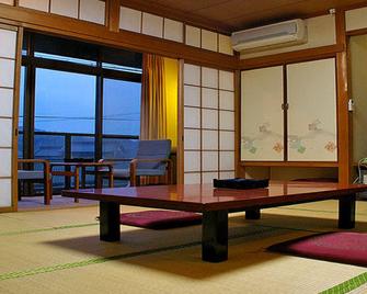 Ryokan Momijiya - Mihama - Comedor
