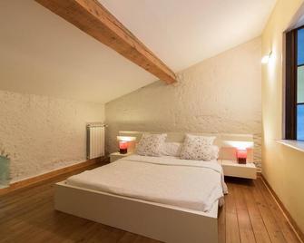 Les Roses d'Autan - Auriac-sur-Vendinelle - Habitación