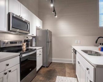 Historic Farmer’s Supply- A Cornerstone Rekindled - Floyd - Kitchen