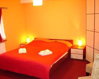 Penzion Pri Kastieli Zaturcie - Martin - Bedroom