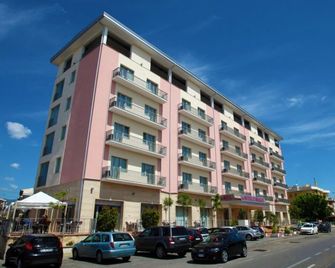 Hotel Corallo - Villapiana Lido - Building