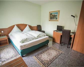 Hotel & Restaurant Garda - Darmstadt - Phòng ngủ