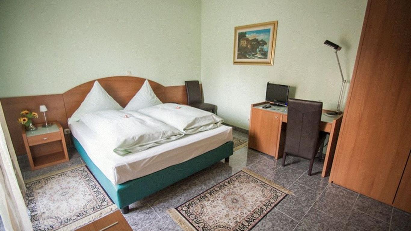 Hotel & Restaurant Garda