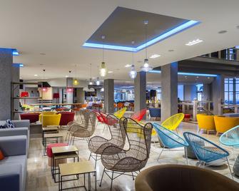 Laura Beach & Splash Resort - Pafos - Lounge