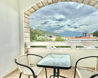 Hotel Grbalj - Budva - Parveke