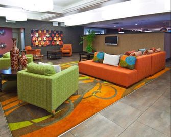 Holiday Inn & Suites Slidell - New Orleans Area By IHG - Slidell - Lounge
