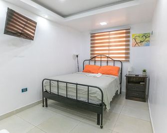 Casa de Huespedes Colonial - Santo Domingo - Bedroom