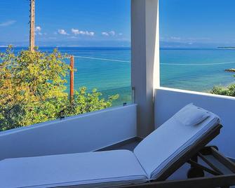 Balconies on Sea - The White Apartment - Thasos Town - Balkon