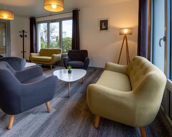 Campanile Lorient - Lanester - Lanester - Wohnzimmer