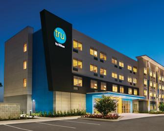 Tru by Hilton Sebring - Sebring - Building