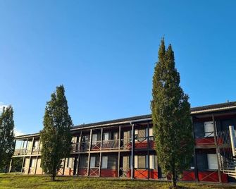 Enzo Hotels Loudeac - Loudéac - Bâtiment