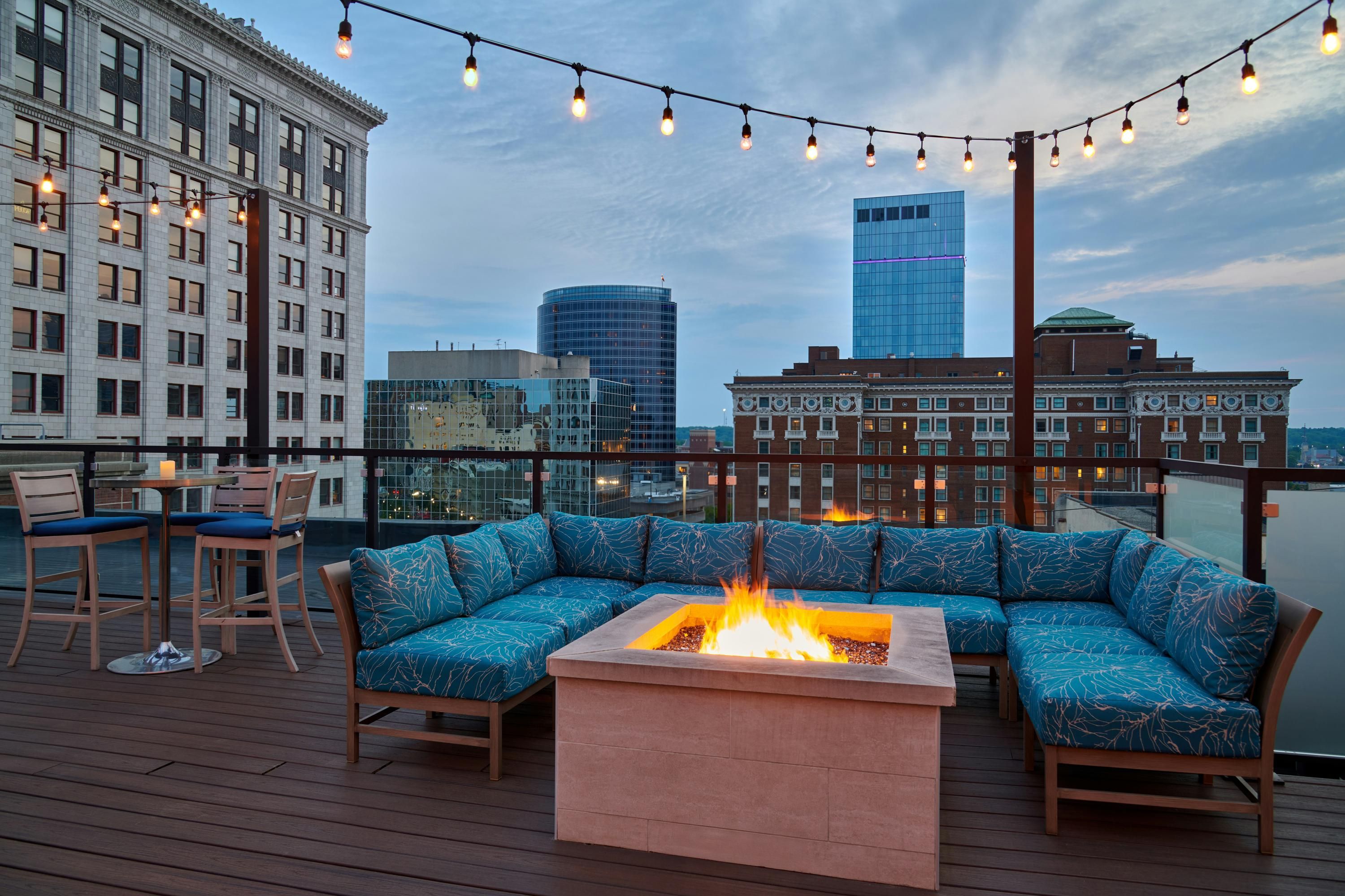Homewood Suites by Hilton Grand Rapids Downtown, MI - גרנד ראפידס - מרפסת