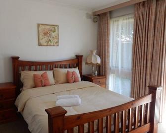 Millie's Cottage - Scoresby - Bedroom
