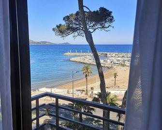 فان دير فولك هوتل سانت أيجولف - فريجو - شرفة