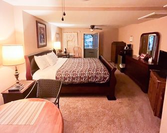 The Valley Inn - Maggie Valley