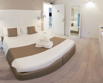 Rigel Villanova Rooms - Cagliari - Habitación