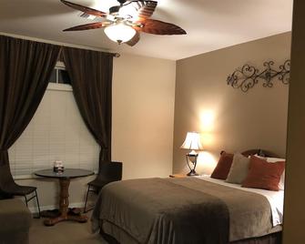Cute & Cozy Casita - Thousand Palms - Bedroom