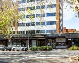 Studio in Elizabeth Bay with City Views - Sydney - Building